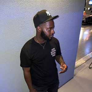 Meet your Posher, Tye